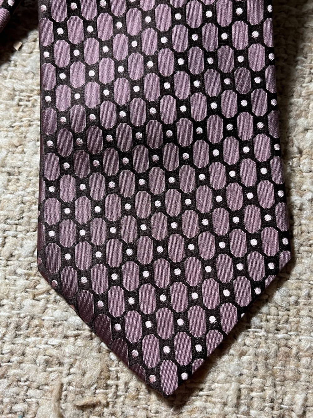 GUCCI Mens Silk Necktie - Picture 2 of 6